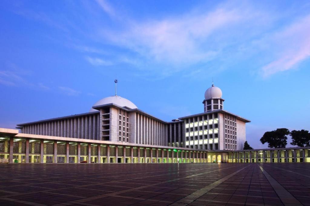 Flagship 210 Amethyst Kemayoran Jakarta Exterior photo